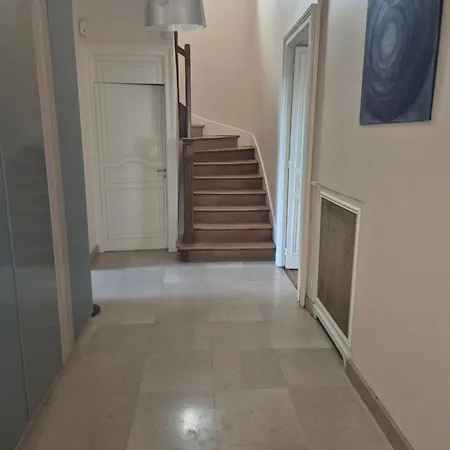 Les Bulles إبينال