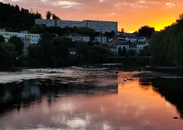 Les Bulles エピナル