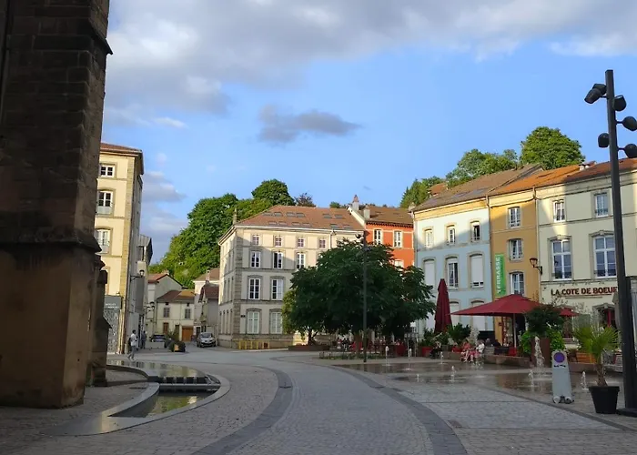 ベッド・アンド・ブレックファスト Les Bulles エピナル